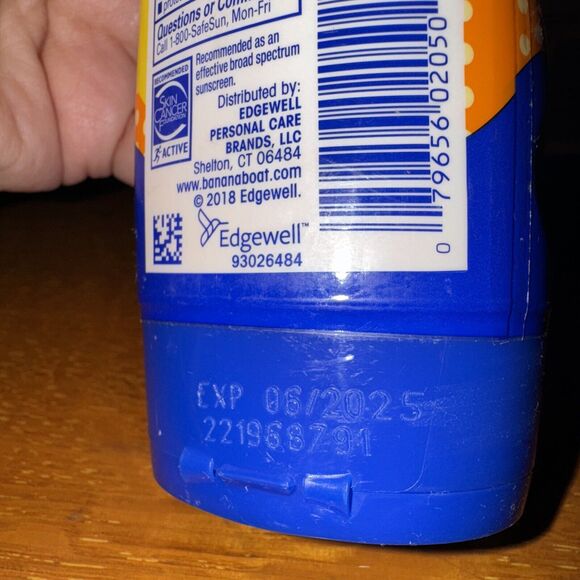 2 Bottles of Banana Boat Kids Sport Sunscreen Lotion‎ SPF 50 7.5oz EXP 06/2025 - Picture 4 of 5